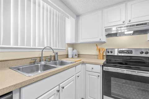 Adosado en venta en Lakeland, Florida, 2 dormitorios, 89.19 m2 № 2204097 - foto 14