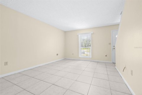 Adosado en venta en Lakeland, Florida, 2 dormitorios, 89.19 m2 № 2204097 - foto 8