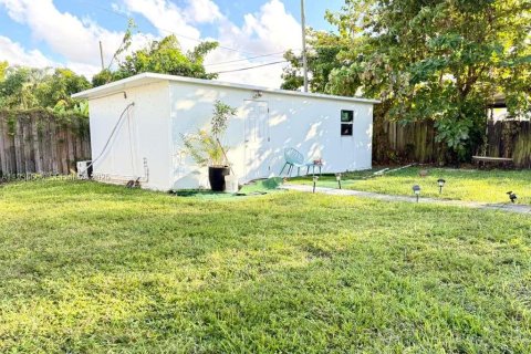 Villa ou maison à vendre à West Park, Floride: 3 chambres, 102.75 m2 № 1994666 - photo 16