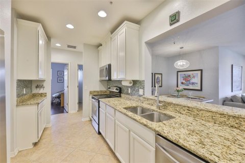 Condo in Bradenton, Florida, 3 bedrooms  № 2277990 - photo 12