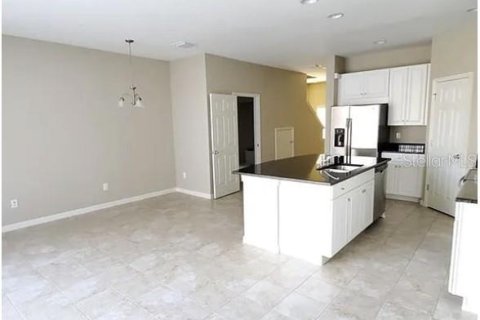 Adosado en alquiler en Riverview, Florida, 3 dormitorios, 130.06 m2 № 2280414 - foto 3