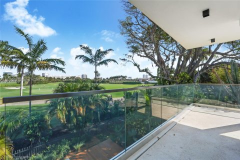 Casa en venta en Miami Beach, Florida, 6 dormitorios, 330.64 m2 № 1966121 - foto 25