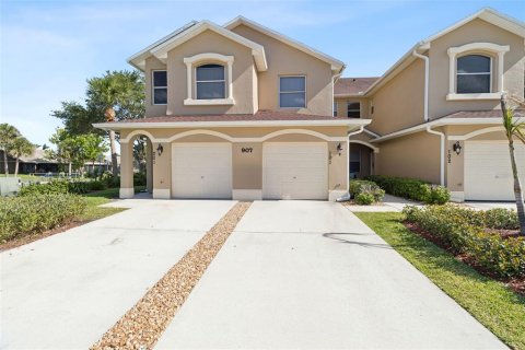 Townhouse in Rockledge, Florida 3 bedrooms, 148.83 sq.m. № 2237400