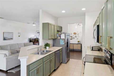 Touwnhouse à vendre à Rockledge, Floride: 3 chambres, 148.83 m2 № 2237400 - photo 18