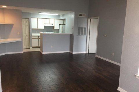 Condominio en alquiler en Kissimmee, Florida, 2 dormitorios, 95.32 m2 № 1776711 - foto 3