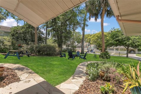 Commercial property in Mount Dora, Florida 4 bedrooms, 185.8 sq.m. № 1740257 - photo 26