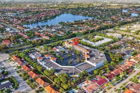 Immobilier commercial à vendre à Kendall, Floride № 2170902 - photo 21