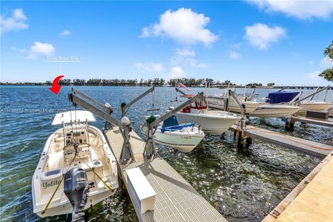 Condominio en venta en Miami, Florida, 2 dormitorios, 92.9 m2 № 1938021 - foto 5