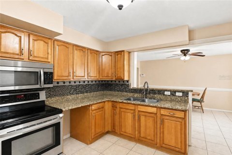 Villa ou maison à vendre à Saint Petersburg, Floride: 3 chambres, 125.6 m2 № 2289682 - photo 7