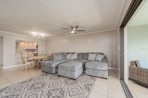 Copropriété à louer à Clearwater, Floride: 2 chambres, 109.72 m2 № 2387403 - photo 10