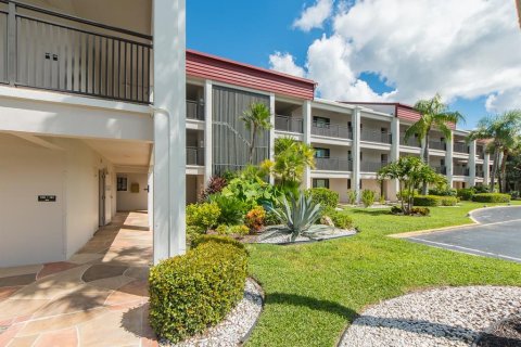 Copropriété à louer à Clearwater, Floride: 2 chambres, 109.72 m2 № 2387403 - photo 2