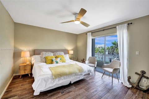 Townhouse in Hollywood, Florida 4 bedrooms, 168.62 sq.m. № 1874760 - photo 24