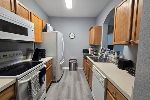 Condominio en alquiler en Orlando, Florida, 2 dormitorios, 97.55 m2 № 1822742 - foto 4