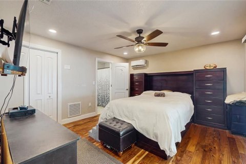 House in Safety Harbor, Florida 3 bedrooms, 172.43 sq.m. № 1782482 - photo 16