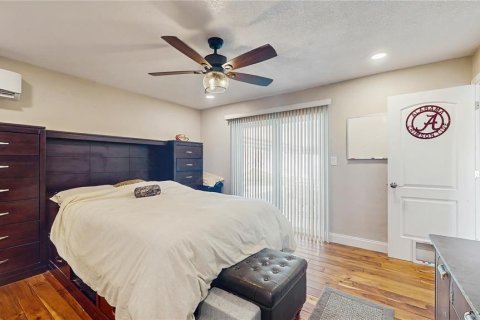 House in Safety Harbor, Florida 3 bedrooms, 172.43 sq.m. № 1782482 - photo 17