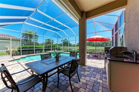 House in Bradenton, Florida 3 bedrooms, 231.42 sq.m. № 1772922 - photo 13