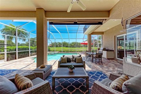House in Bradenton, Florida 3 bedrooms, 231.42 sq.m. № 1772922 - photo 10