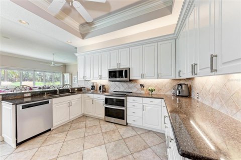House in Bradenton, Florida 3 bedrooms, 231.42 sq.m. № 1772922 - photo 5