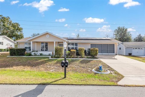 House in Ocala, Florida 2 bedrooms, 115.01 sq.m. № 1529793 - photo 3