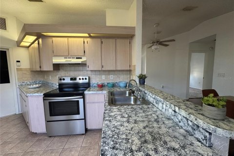 House in Ocala, Florida 2 bedrooms, 115.01 sq.m. № 1529793 - photo 14