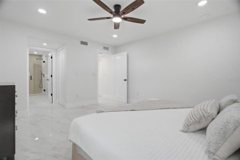 Villa ou maison à vendre à Saint Petersburg, Floride: 5 chambres, 268.3 m2 № 2199707 - photo 25