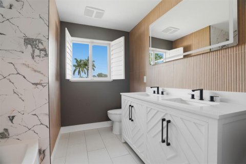 Villa ou maison à vendre à Saint Petersburg, Floride: 5 chambres, 268.3 m2 № 2199707 - photo 20