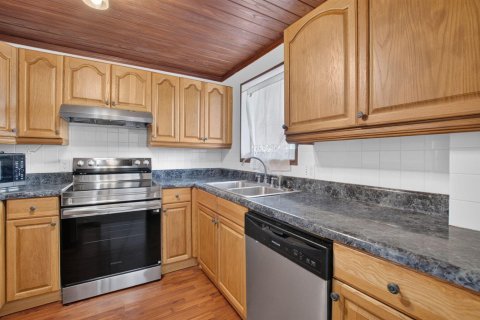 Copropriété à louer à Lantana, Floride: 2 chambres, 110.46 m2 № 2245944 - photo 8