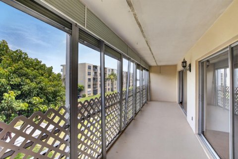 Copropriété à louer à Lantana, Floride: 2 chambres, 110.46 m2 № 2245944 - photo 26