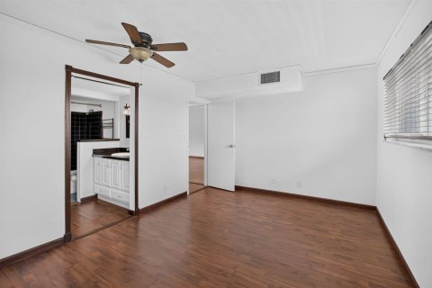 Copropriété à louer à Lantana, Floride: 2 chambres, 110.46 m2 № 2245944 - photo 22