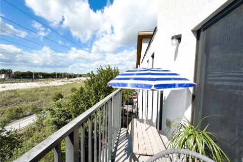 Condominio en venta en Doral, Florida, 3 dormitorios, 124.95 m2 № 2146513 - foto 15