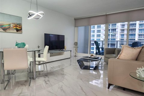 Copropriété à louer à Hollywood, Floride: 1 chambre, 69.68 m2 № 2146059 - photo 3
