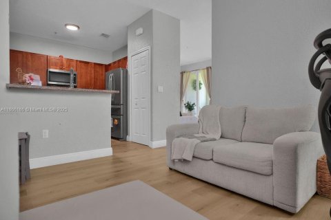 Купить виллу или дом в Майами, Флорида 3 спальни, 134.24м2, № 1923187 - фото 9