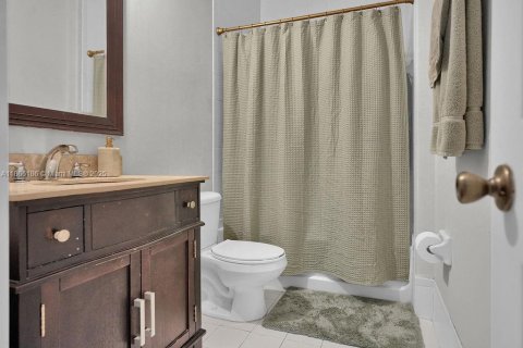 Купить виллу или дом в Майами, Флорида 3 спальни, 134.24м2, № 1923187 - фото 16