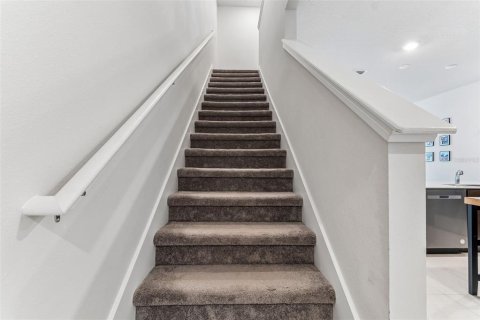 Купить таунхаус в Уэсли-Чепел, Флорида 6 комнат, 163.69м2, № 2239751 - фото 15