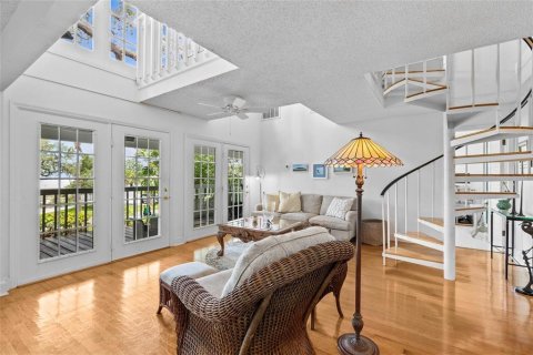 Casa en venta en Palm Harbor, Florida, 3 dormitorios, 151.43 m2 № 1840383 - foto 17