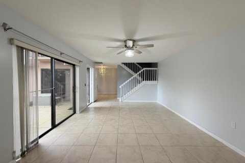 Touwnhouse à louer à West Palm Beach, Floride: 2 chambres, 114.83 m2 № 2434372 - photo 15