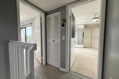 Touwnhouse à louer à West Palm Beach, Floride: 2 chambres, 114.83 m2 № 2434372 - photo 18