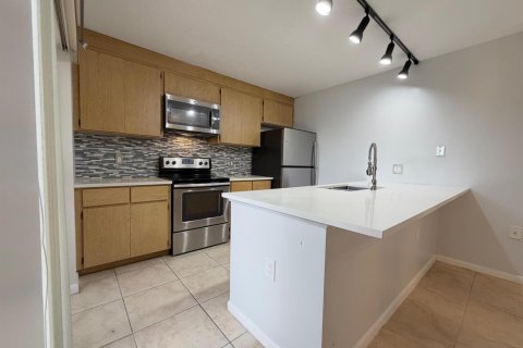 Touwnhouse à louer à West Palm Beach, Floride: 2 chambres, 114.83 m2 № 2434372 - photo 8
