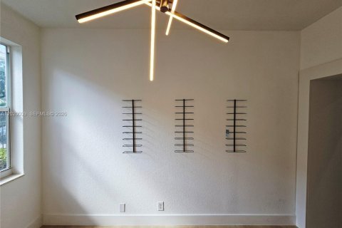 Casa en venta en Miramar, Florida, 5 dormitorios, 260.5 m2 № 2173656 - foto 29