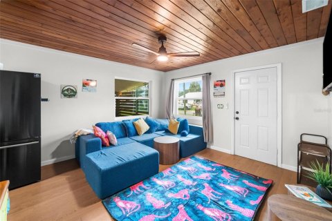 Casa en venta en Ocklawaha, Florida, 2 dormitorios, 74.88 m2 № 2383826 - foto 6