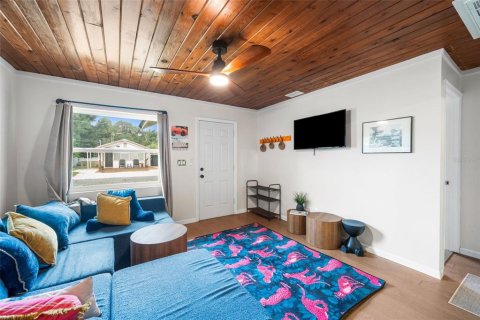 Casa en venta en Ocklawaha, Florida, 2 dormitorios, 74.88 m2 № 2383826 - foto 4