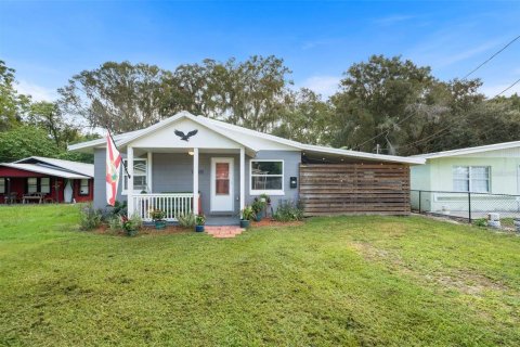 Casa en Ocklawaha, Florida 2 dormitorios, 74.88 m2 № 2383826