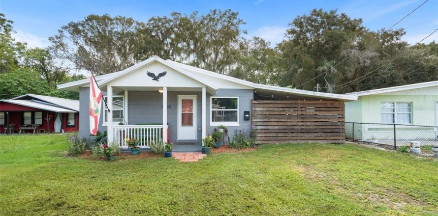 Casa en Ocklawaha, Florida 2 dormitorios, 74.88 m2 № 2383826