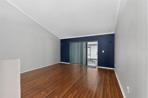 Duplex à vendre à Tampa, Floride: 2 chambres, 115.2 m2 № 2216555 - photo 6