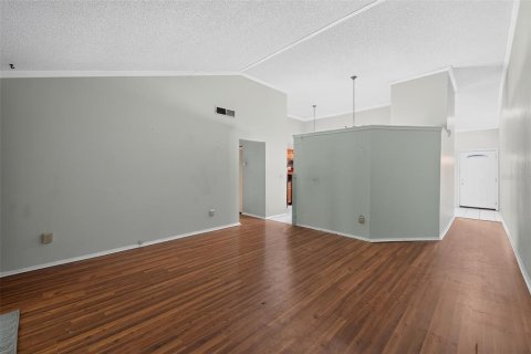 Duplex à vendre à Tampa, Floride: 2 chambres, 115.2 m2 № 2216555 - photo 7