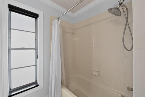 Duplex à vendre à Tampa, Floride: 2 chambres, 115.2 m2 № 2216555 - photo 17