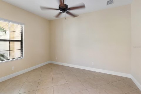 House in Bradenton, Florida 3 bedrooms, 156.26 sq.m. № 2156371 - photo 24