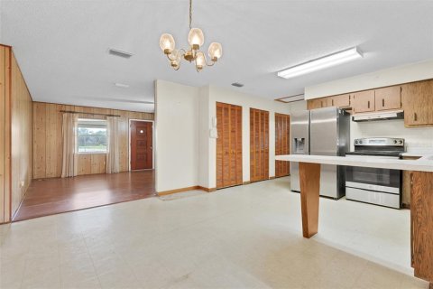 Villa ou maison à vendre à Leesburg, Floride: 2 chambres, 111.48 m2 № 1905004 - photo 13
