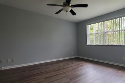 Copropriété à louer à Coral Springs, Floride: 3 chambres, 108.32 m2 № 2085605 - photo 12