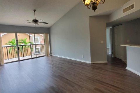 Copropriété à louer à Coral Springs, Floride: 3 chambres, 108.32 m2 № 2085605 - photo 4